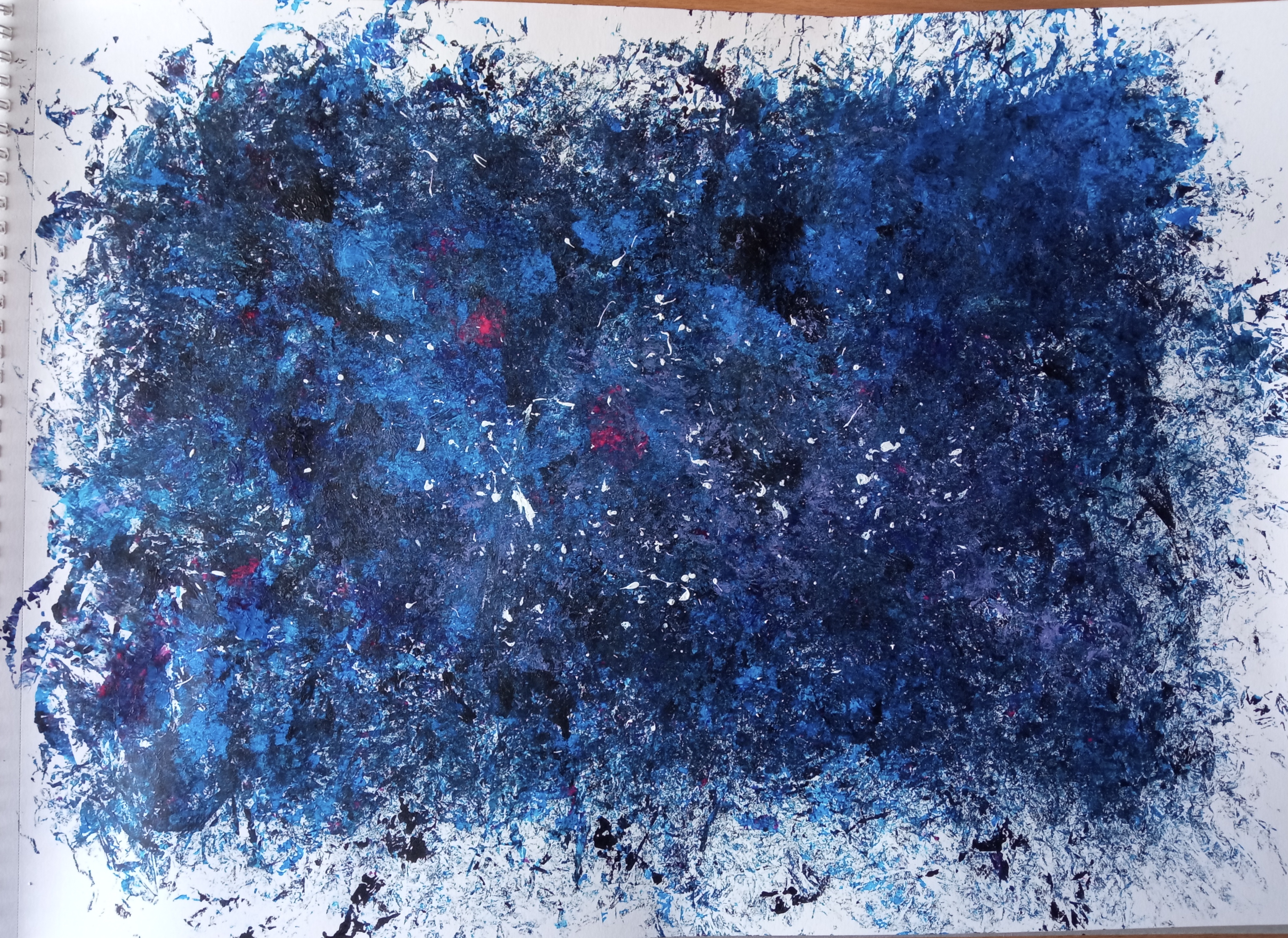 Ilustración de estampación con acrílicos, abstracto con predominancia de cián